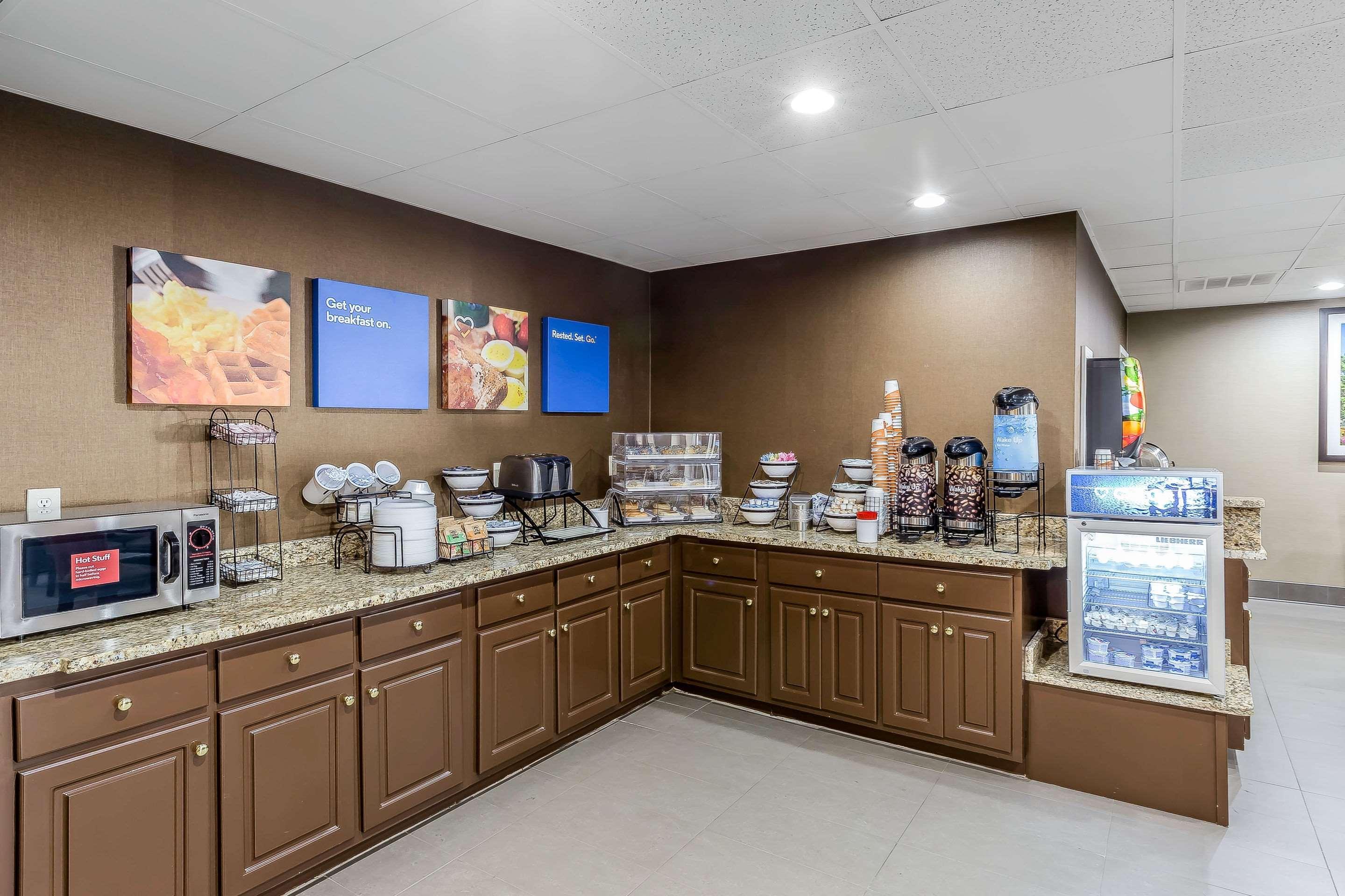 Comfort Inn & Suites Долтон Экстерьер фото